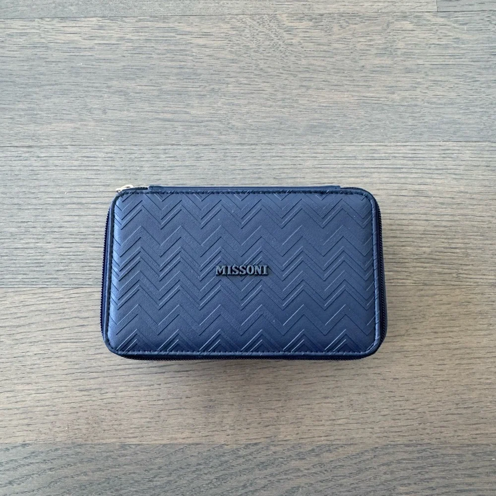 Mission for Delta One Zig Zag Cosmetics Case Makeup Bag New Navy Blue